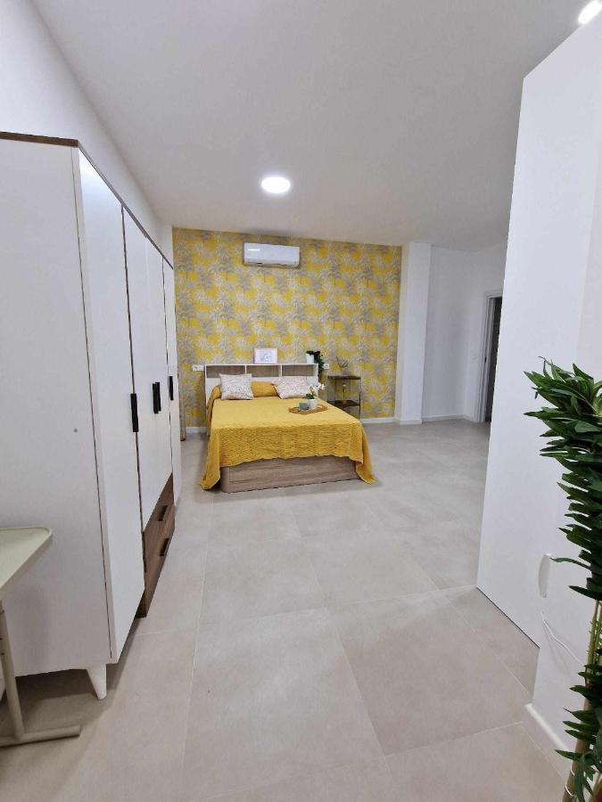 Moderno Apartamento 3 En Calle Marmoles Málaga Eksteriør billede