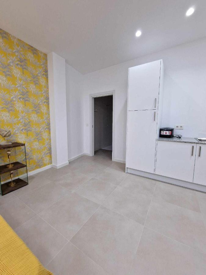 Moderno Apartamento 3 En Calle Marmoles Málaga Eksteriør billede