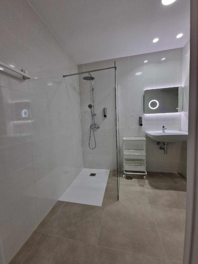 Moderno Apartamento 3 En Calle Marmoles Málaga Eksteriør billede